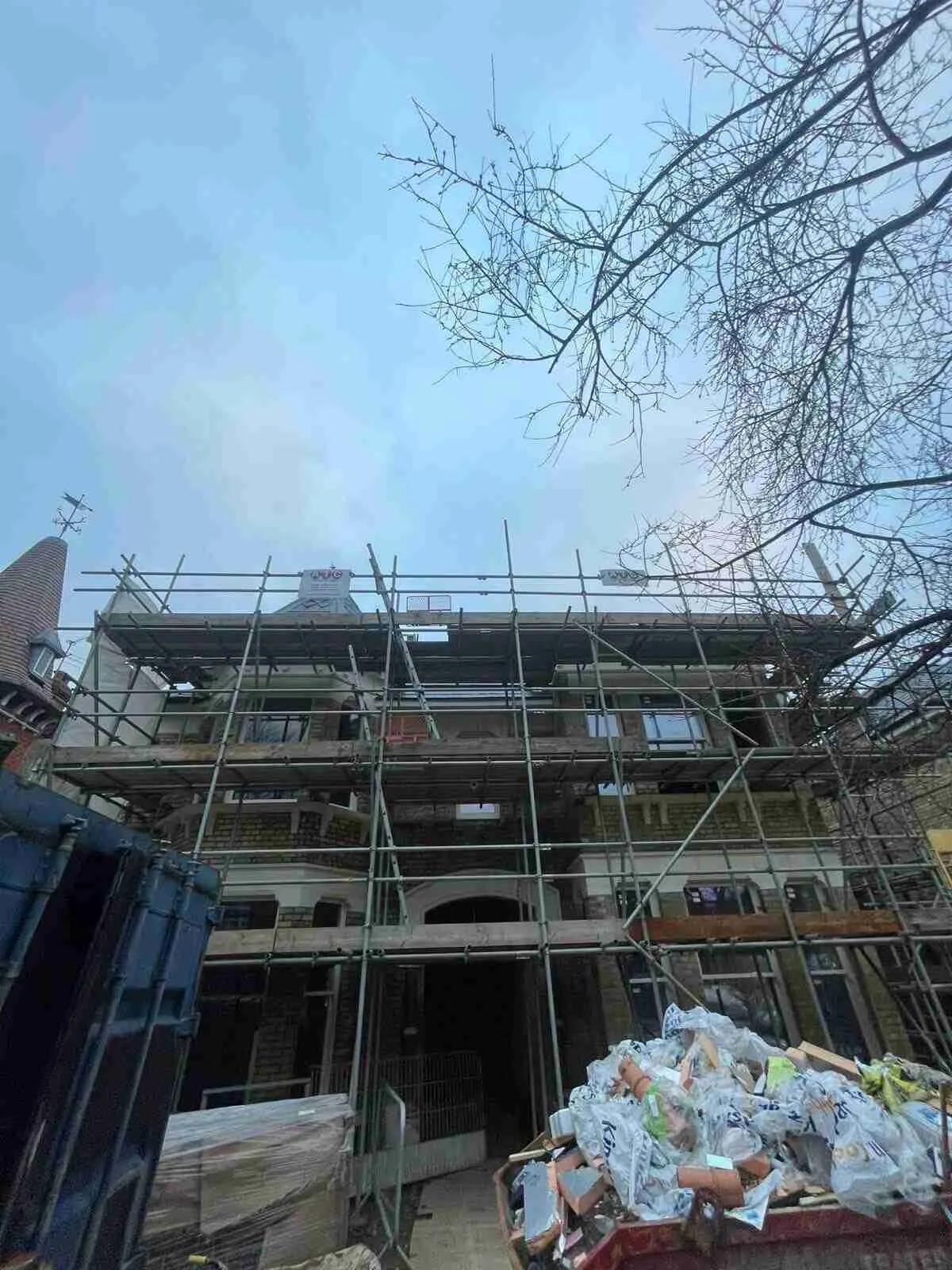 New build scaffolding project completed by ATC Scaffolding across a residential development